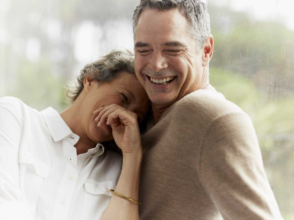 Cinq bonnes raisons de continuer de croire en l'amour après 50 ans