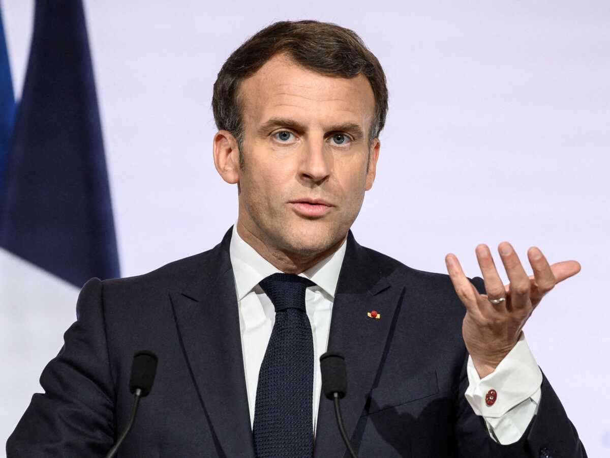 Emmanuel Macron : pourquoi il ne compte pas célébrer l’anniversaire de l’élection de François Mitterrand
