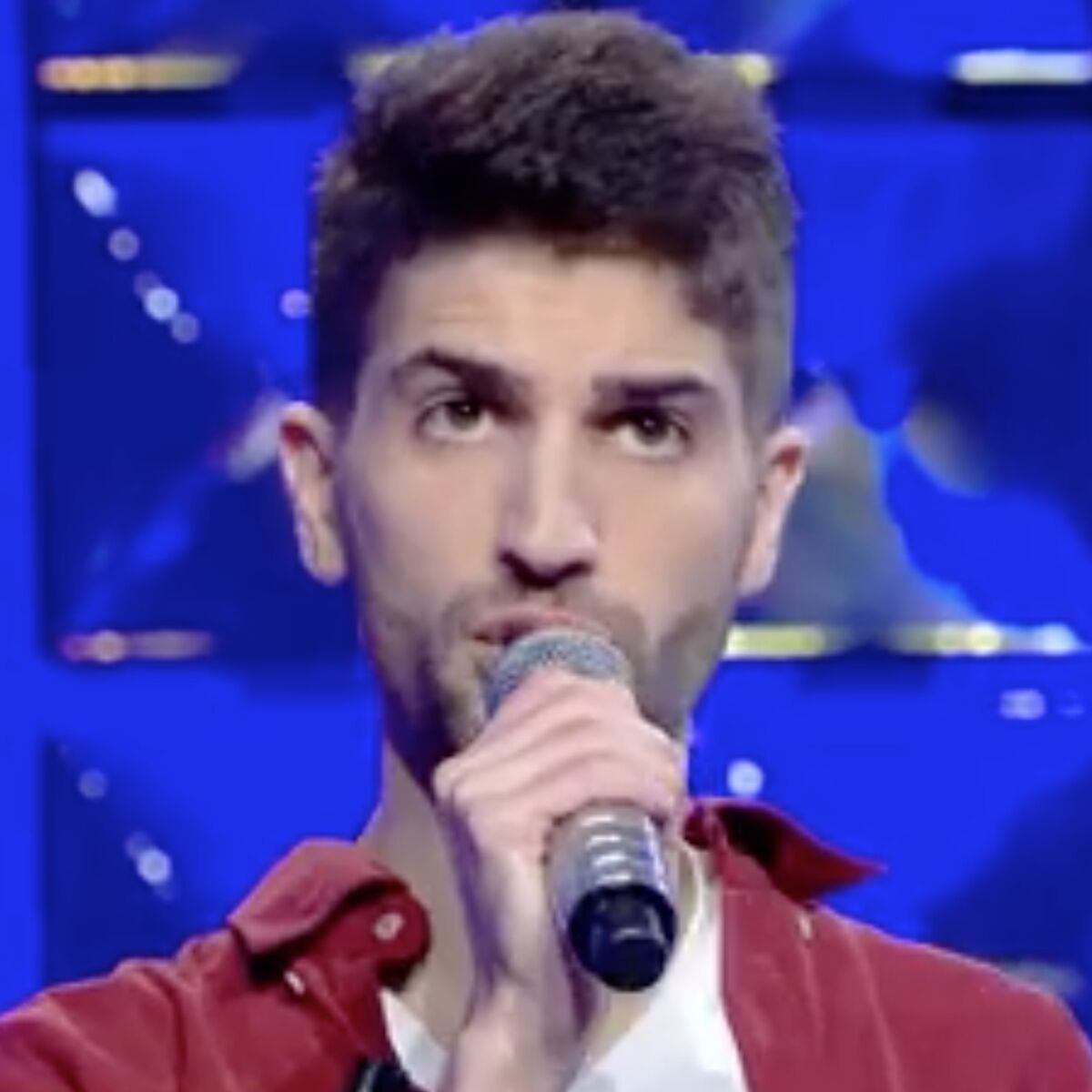 Kevin N oubliez Pas Les Paroles Couple N'oubliez pas les paroles" : les rares confidences de Kevin sur sa relation  avec Margaux : Femme Actuelle Le MAG