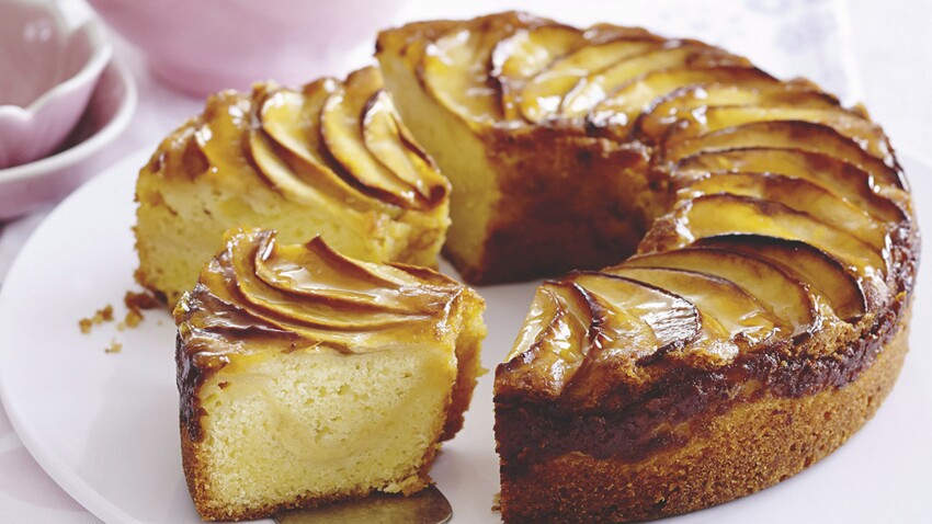 Gateau Tendre Aux Pommes Et A La Creme Fraiche Decouvrez Les Recettes De Cuisine De Femme Actuelle Le Mag