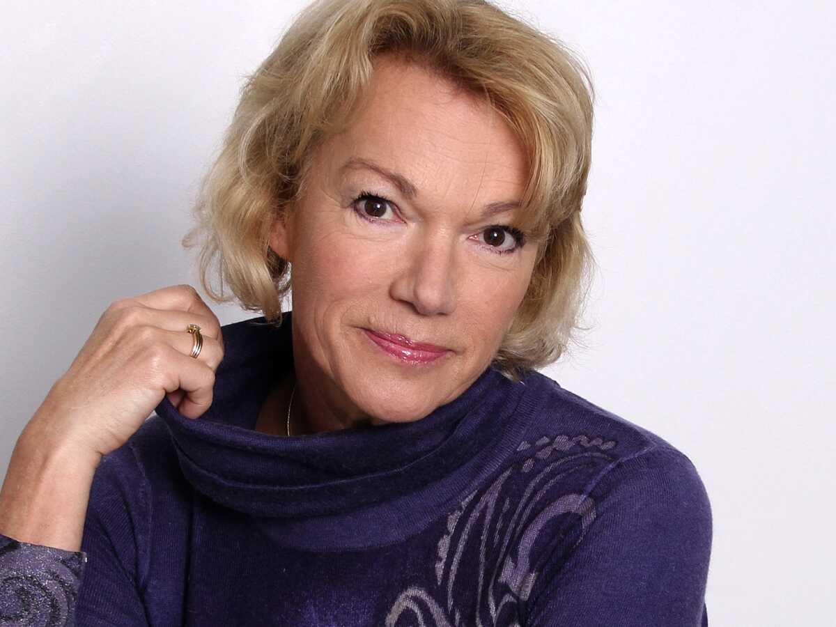 Brigitte Lahaie : ses révélations sur son choix de faire carrière dans l’industrie du porno