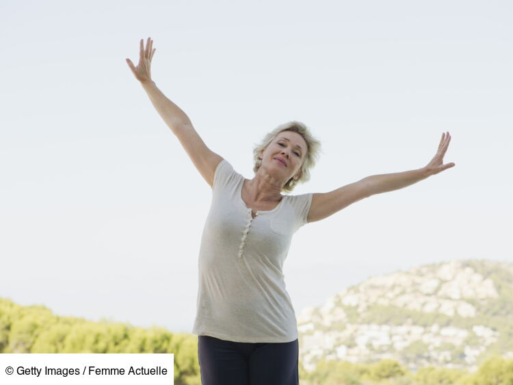 5 étirements pour rester en forme après 50 ans : Femme Actuelle Le MAG