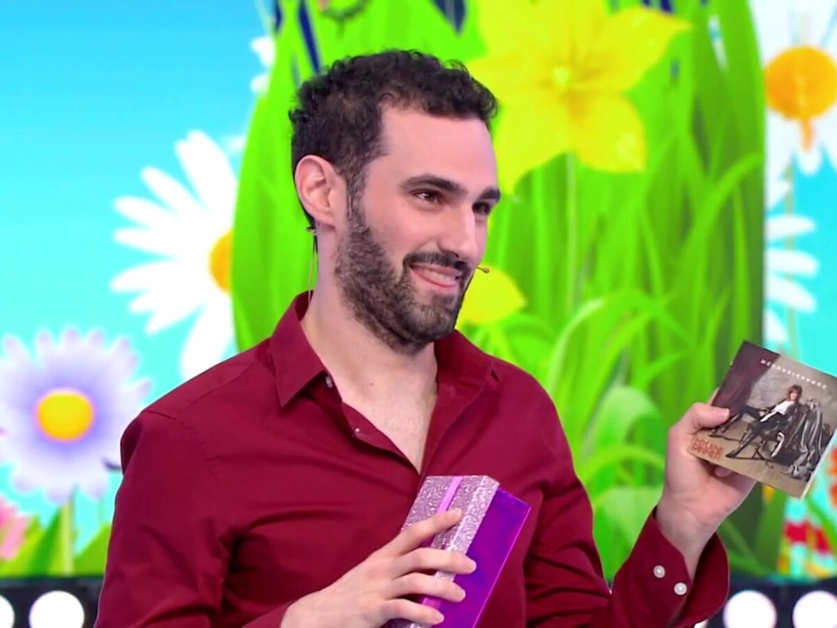 Les 12 Coups De Midi Cette Belle Surprise De Mylene Farmer A Bruno Pour Son Anniversaire Femme Actuelle Le Mag