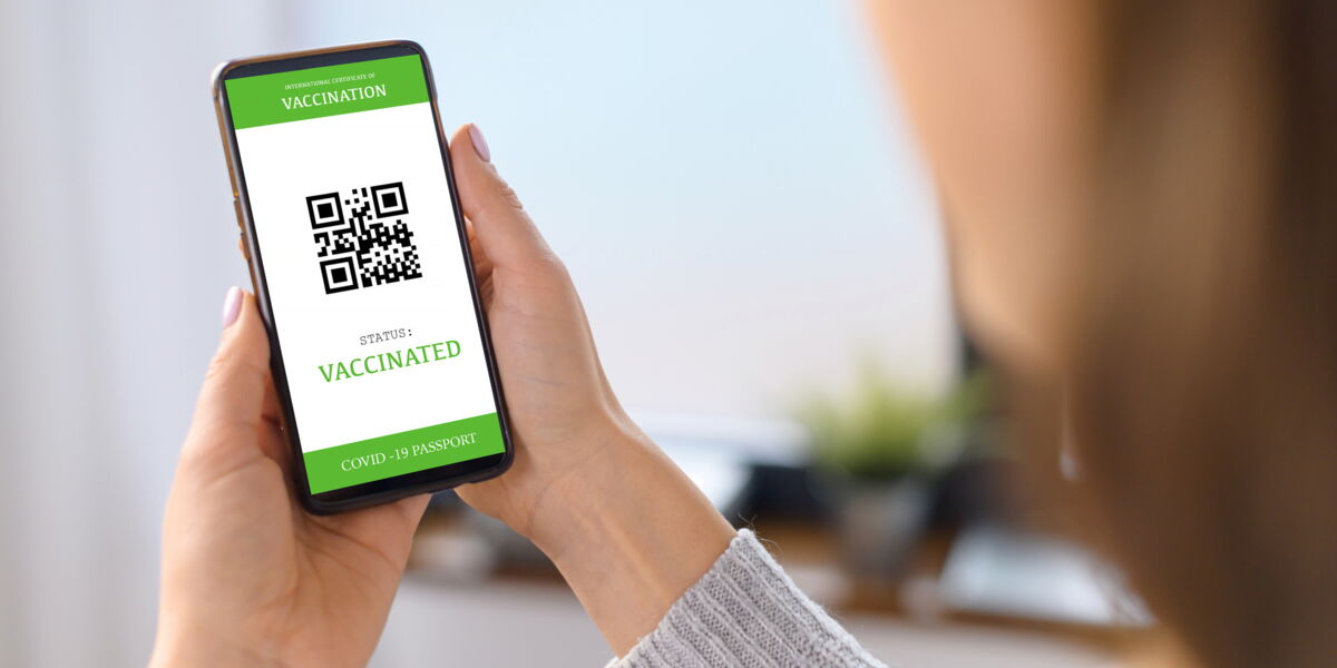 Covid 19 Pourquoi Le Pass Sanitaire Pourrait Aggraver L Epidemie Selon Le Dr Gerald Kierzek Femme Actuelle Le Mag