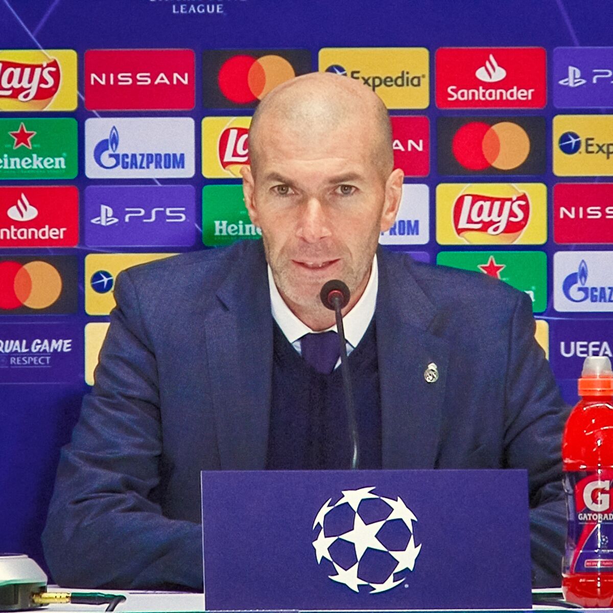 Le coq clearance sportif instagram zidane