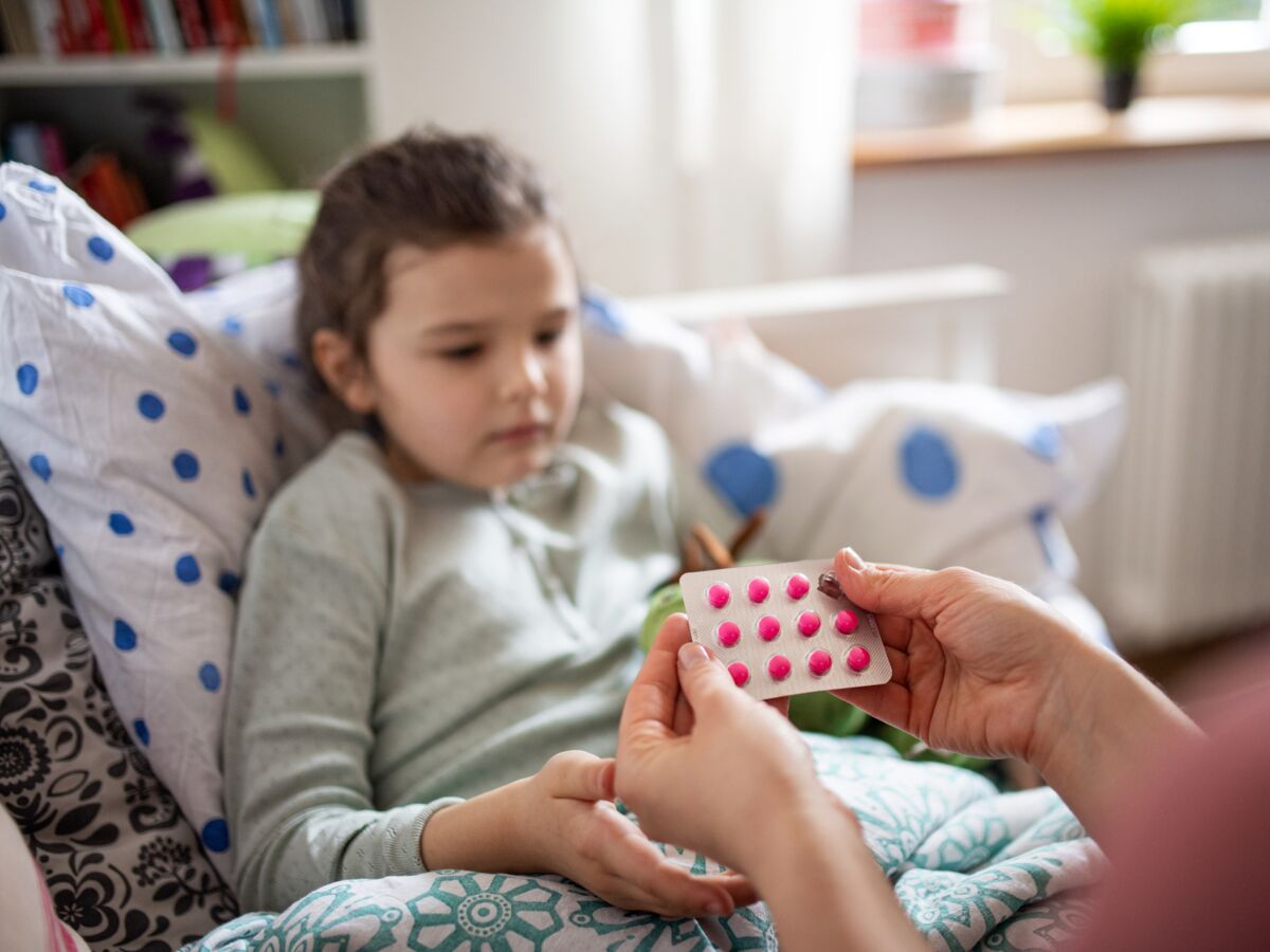 Antibiotiques Corticoides Les Enfants De Moins De 6 Ans Prennent Beaucoup Trop De Medicaments Selon Une Etude Femme Actuelle Le Mag