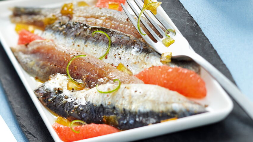 Sardines marinées, pomelo et citron vert facile et rapide : découvrez