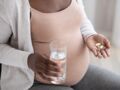 Médicaments, plantes : les produits à éviter pendant la grossesse auxquels on ne pense pas
