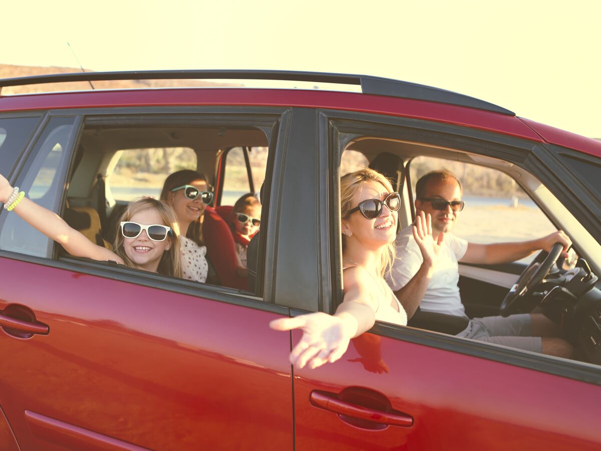 Activités pour occuper ses enfants en voiture pour les vacances d'été