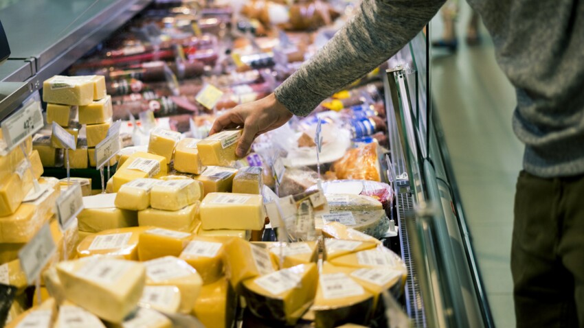 Rappel produit : du fromage vendus chez Carrefour, Super U, Intermarché, Leclerc, Casino, et Auchan retirés de la vente