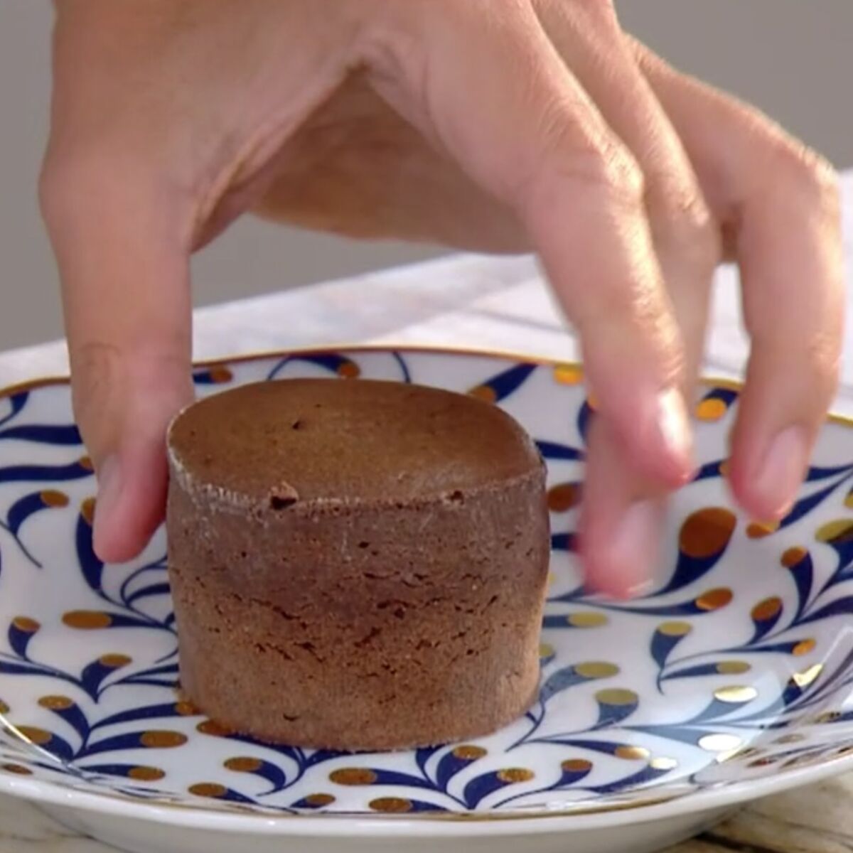 Tous En Cuisine La Recette Du Moelleux Au Chocolat De Cyril Lignac Femme Actuelle Le Mag