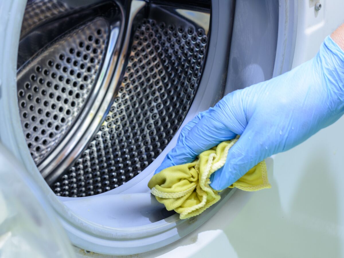 L'astuce magique pour nettoyer sa machine à laver facilement