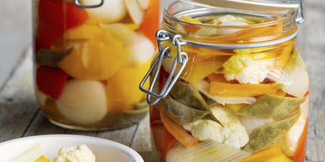 Comment faire des pickles de légumes au vinaigre ?