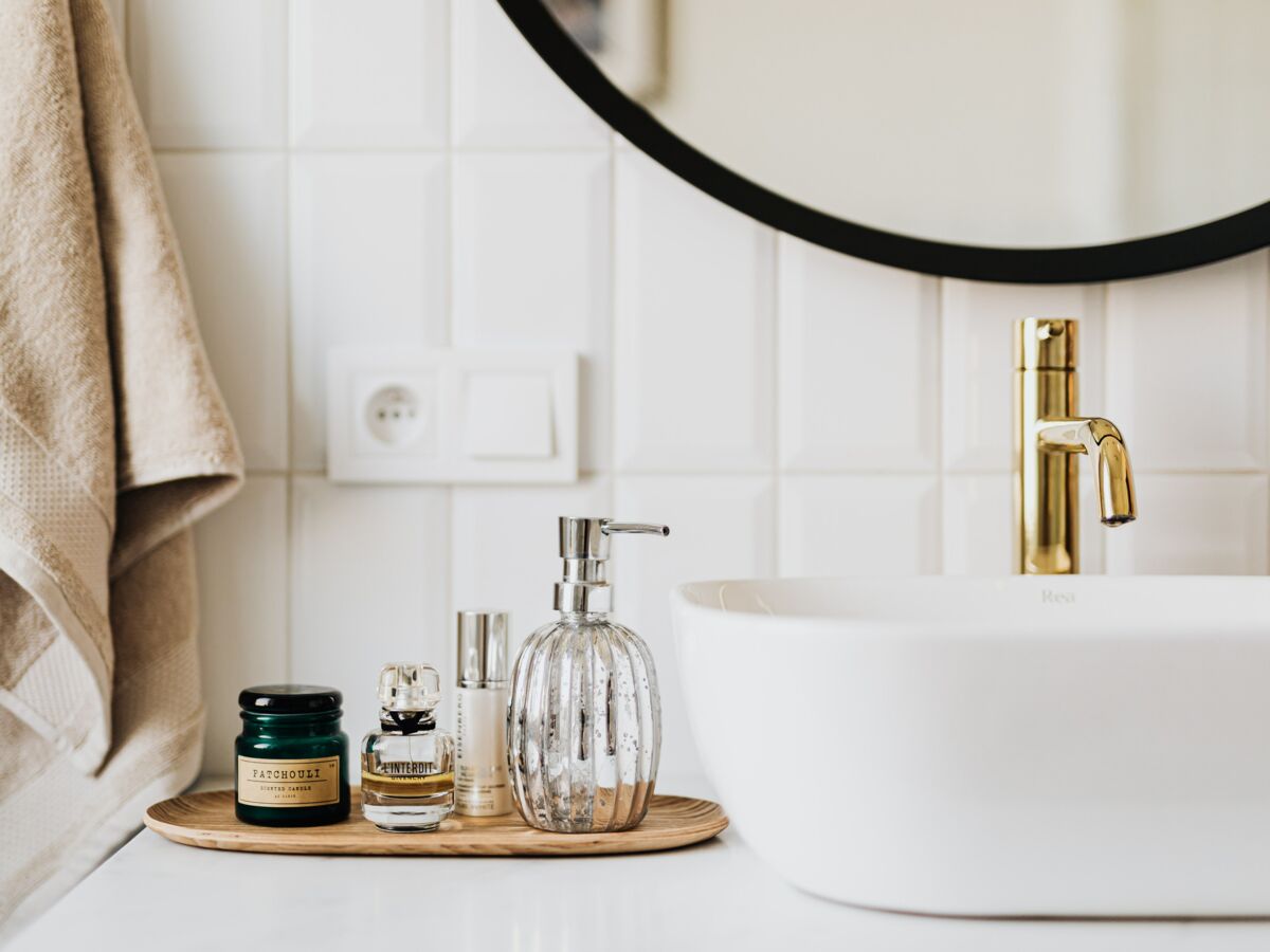 Nettoyer les joints de carrelage de salle de bain: 5 astuces pratiques