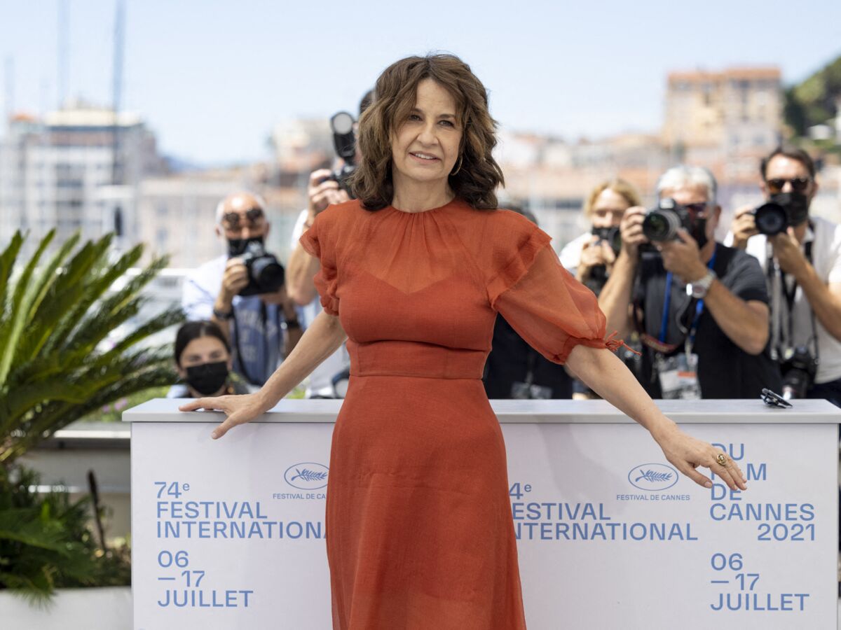 Qui Est Le Mari De Valerie Lemercier Valérie Lemercier : ses tendres confidences sur l'homme qui partage sa vie  : Femme Actuelle Le MAG