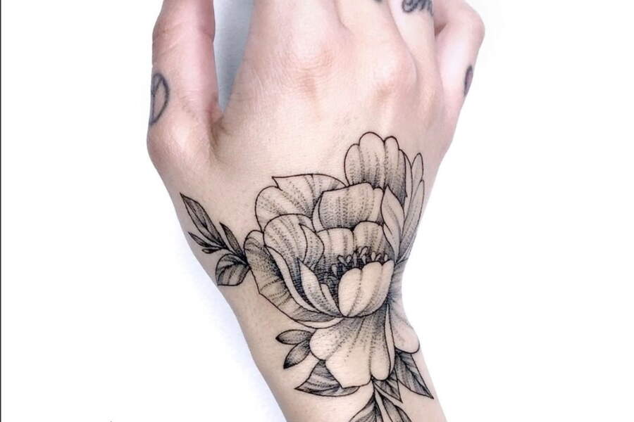 45 idées de tatouage floral - Femme Actuelle