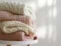À quel moment faut-il vraiment laver son pull en laine ? Conseils