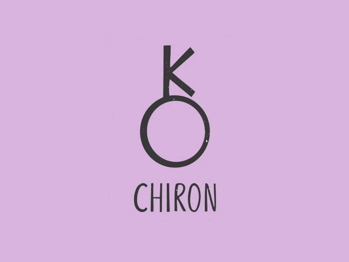 Comment trouver et interpréter Chiron dans une carte du ciel selon les maisons et signes astrologiques