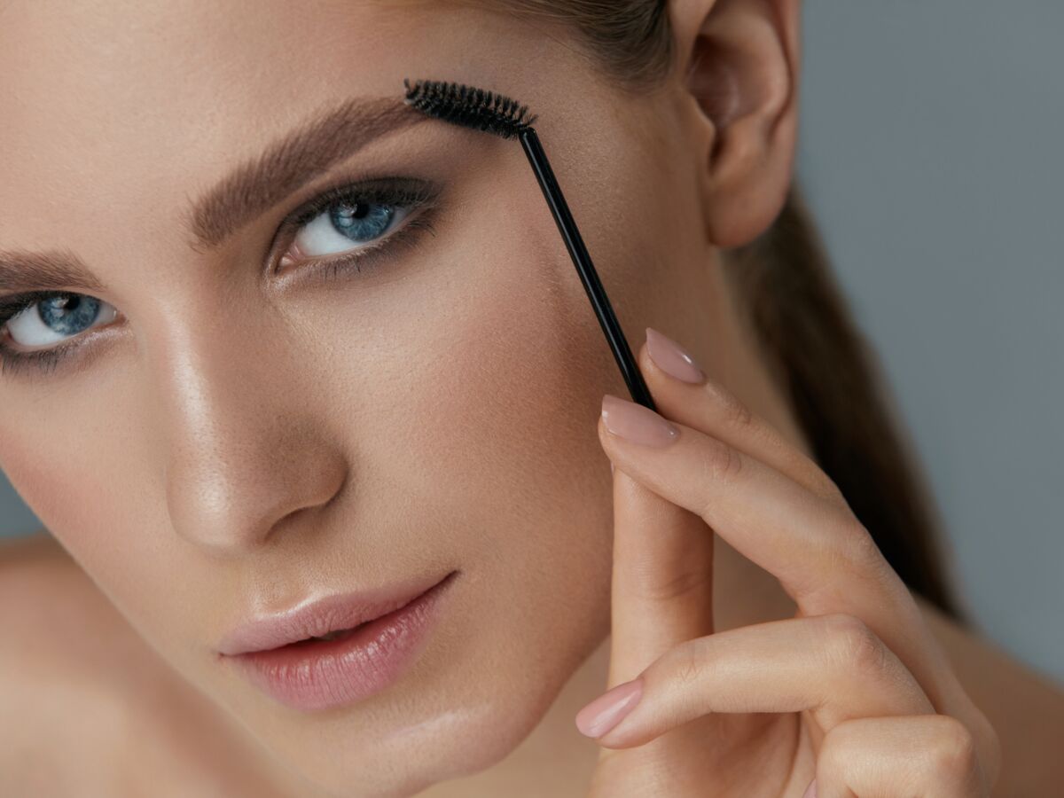 Voici comment reproduire les sourcils effet soap brows - Treatwell