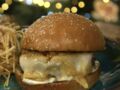 "Tous en cuisine" : la recette du burger savoyard, frites au fromage de Cyril Lignac