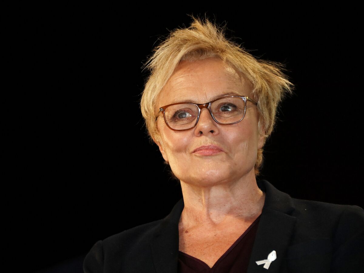 Pierre Cassignard Et Son Epouse 2021 C'est impossible..." : Muriel Robin, terrassée par la mort de l'acteur Pierre  Cassignard : Femme Actuelle Le MAG