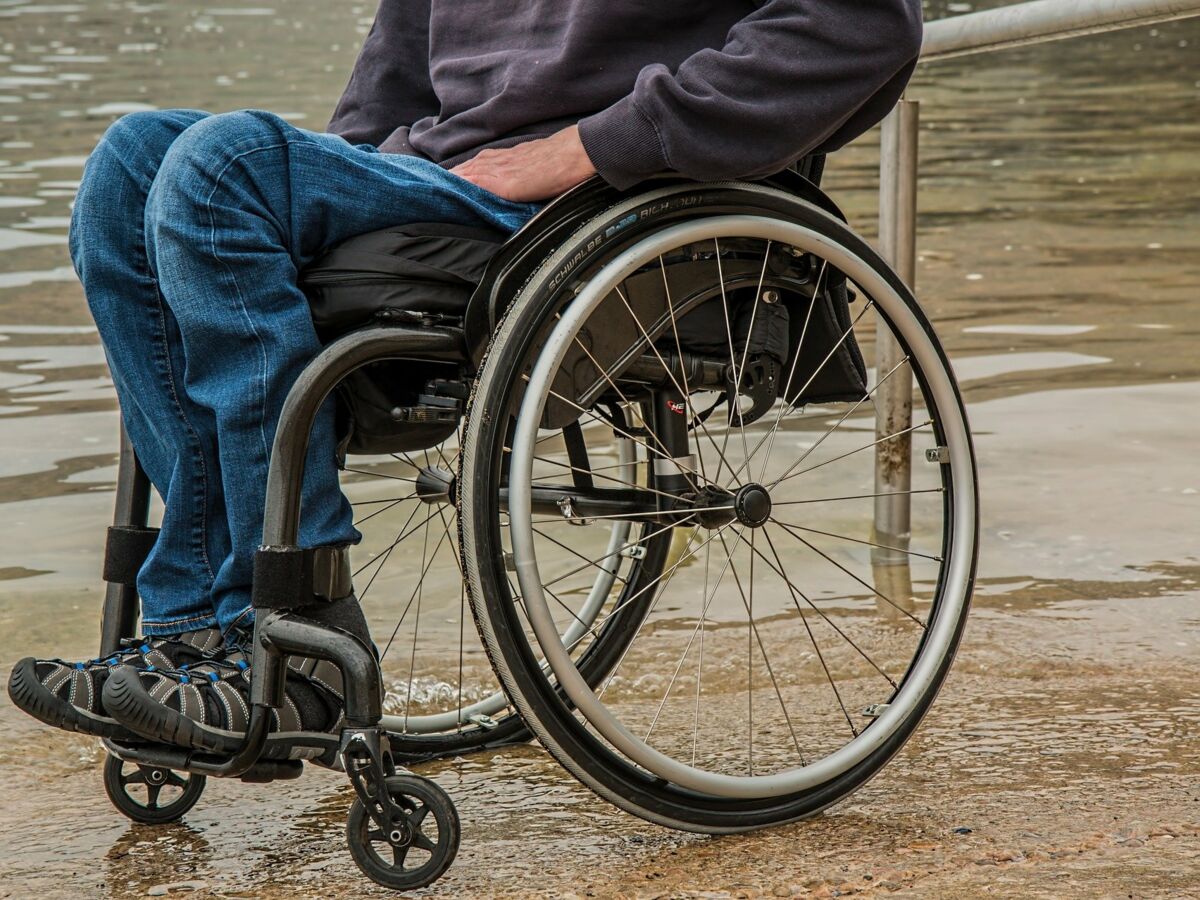 Comment Arrive La Maladie De Charcot Maladie de Charcot : causes, symptômes et traitements de sclérose latérale  amyotrophique (SLA) : Femme Actuelle Le MAG