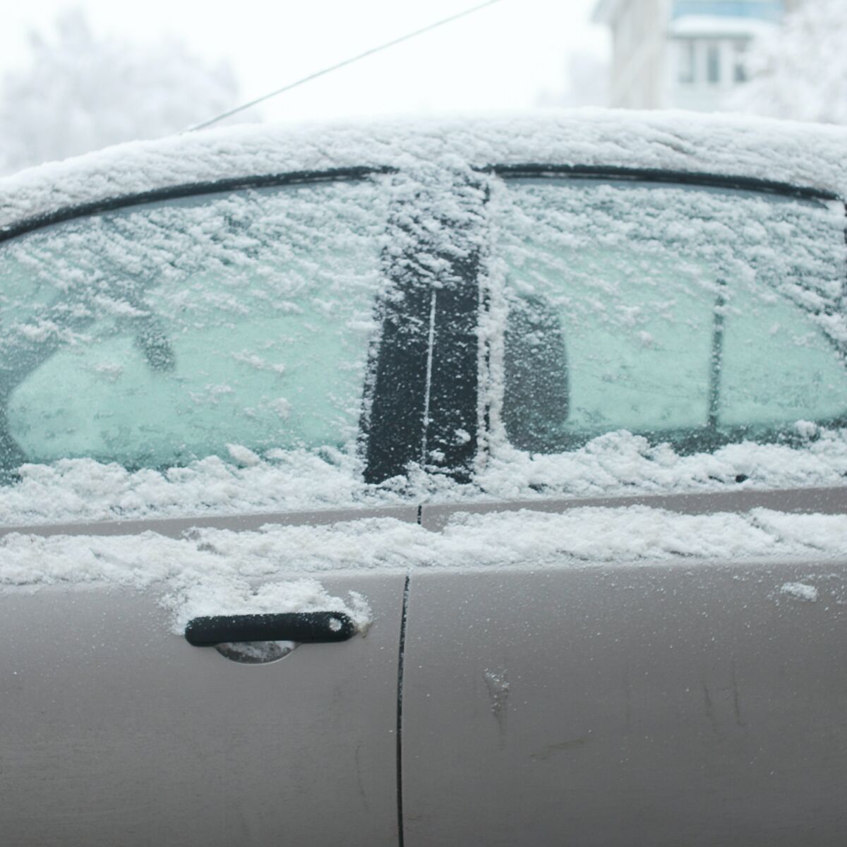 L'erreur à ne plus faire avec sa voiture en hiver : Femme Actuelle Le MAG