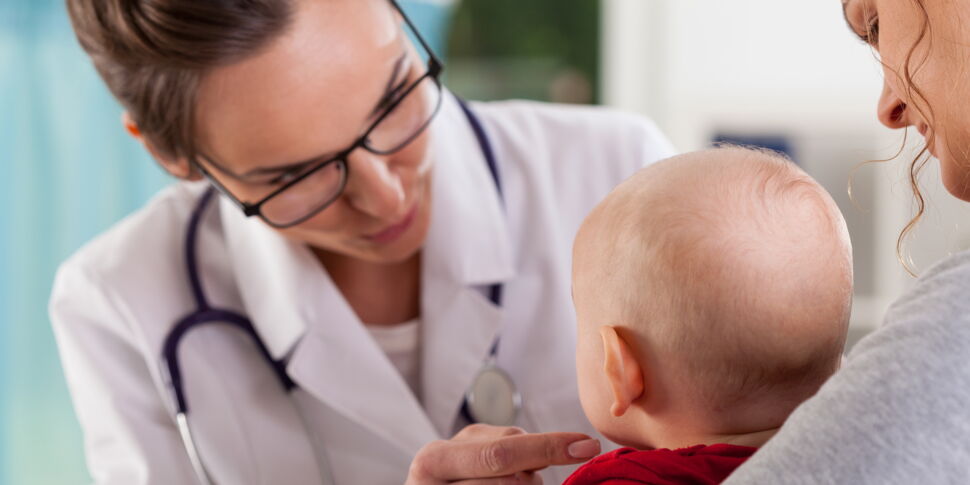 Varicelle de bébé : premiers symptômes, durée d'incubation, contagion ...