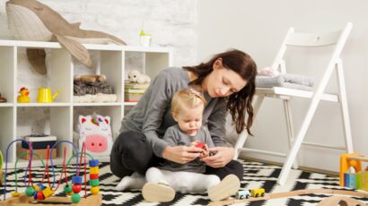 Assistante maternelle ou nounou à domicile : le casse-tête du coût de la  garde d'enfant - Elle