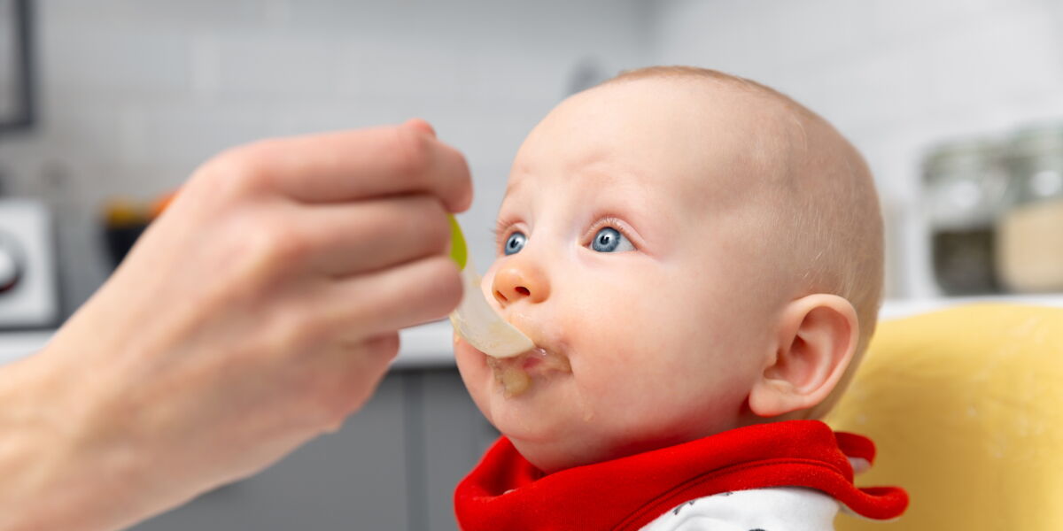 Diversification Alimentaire A Quel Age Quelle Quantite Et Par Quoi Commencer Femme Actuelle Le Mag Diversification Alimentaire A Quel Age Quelle Quantite Et Par Quoi Commencer Femme Actuelle Le Mag