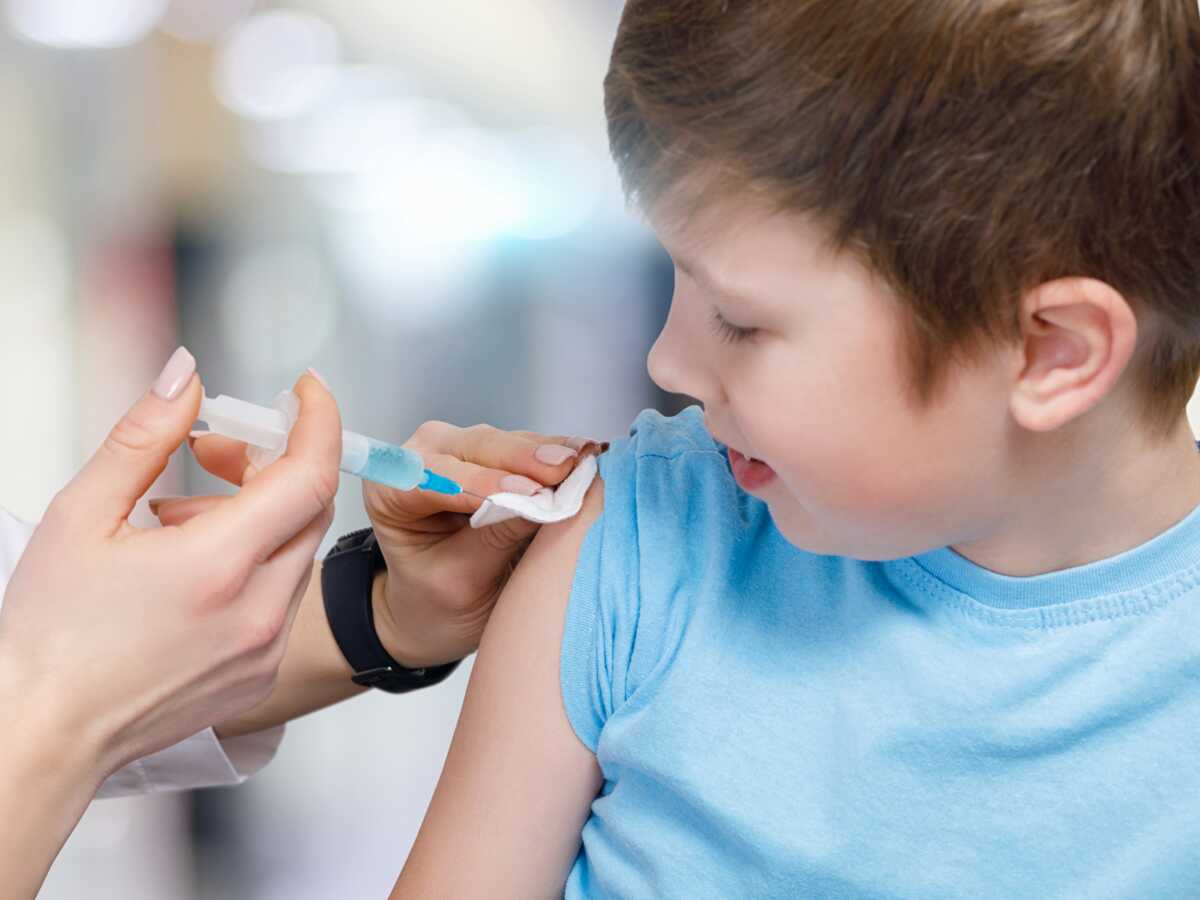 Vaccination des enfants : désormais, l’autorisation d’un seul parent suffit