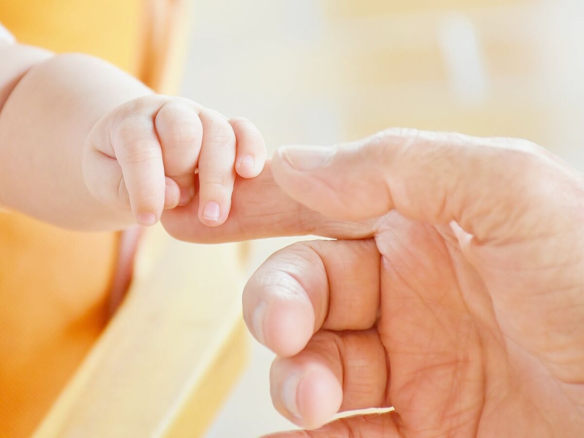 Panaris chez bébé : comment le reconnaître et bien le soigner ?