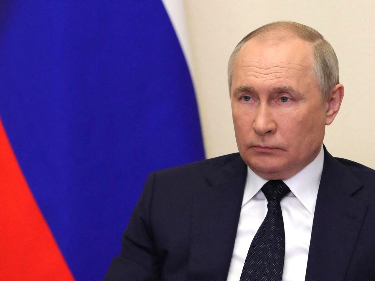 Vladimir Poutine : et si ses conseillers avaient "peur" de lui ? Révélations fracassantes