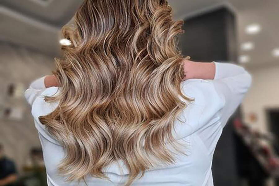 25 idées de balayage miel doré à adopter en 2022 - Femme Actuelle