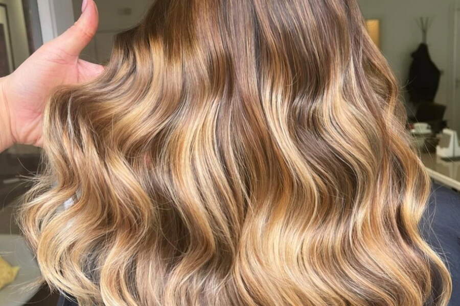 25 idées de balayage miel doré à adopter en 2022 - Femme Actuelle