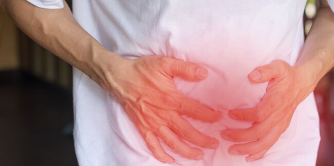 Colite ulcéreuse : cause, symptôme, traitement de cette maladie inflammatoire chronique de l'intestin (MICI)