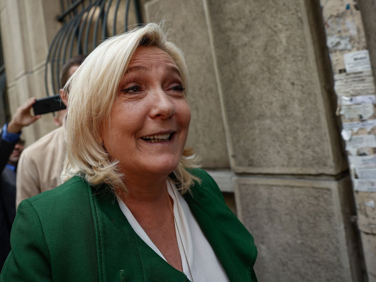 En campagne pour les législatives, Marine Le Pen s'en prend sévèrement à Jean-Luc Mélenchon