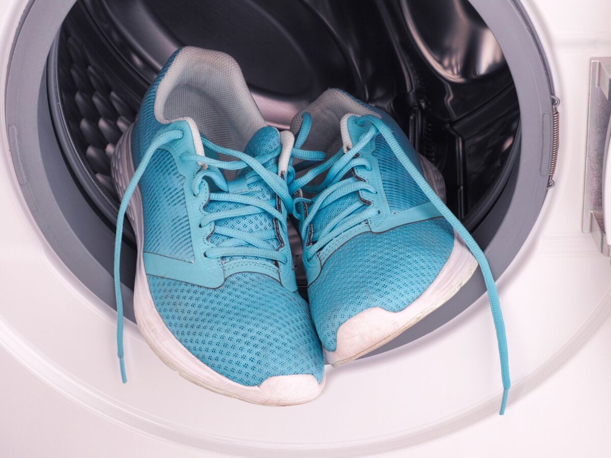 Découvrez l'astuce imparable pour laver vos baskets à la machine sans les  abîmer
