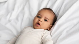 Deshydratation De Bebe Les Signes Qui Doivent Alerter Femme Actuelle Le Mag Deshydratation De Bebe Les Signes Qui Doivent Alerter Femme Actuelle Le Mag