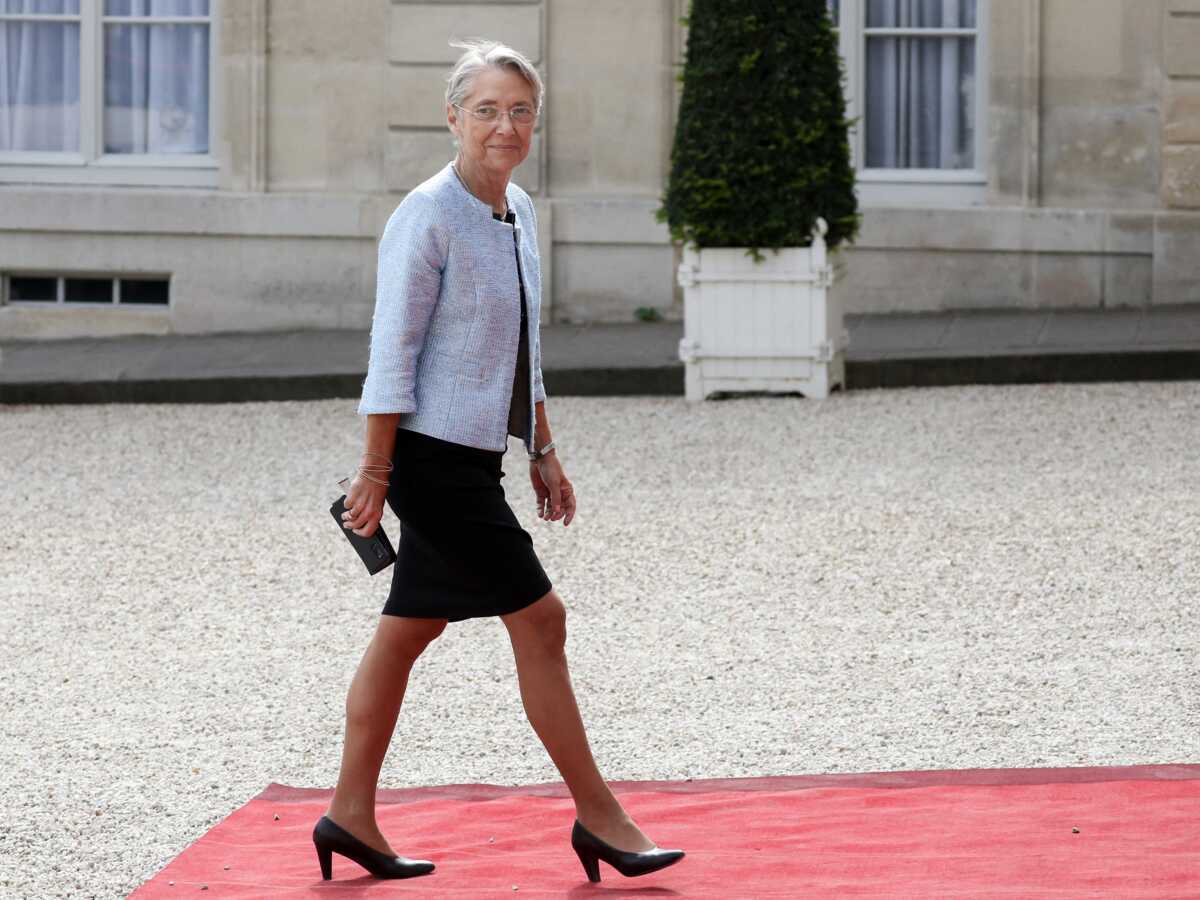 Elisabeth Borne : la Première ministre est-elle en couple depuis son divorce avec Olivier Allix ?