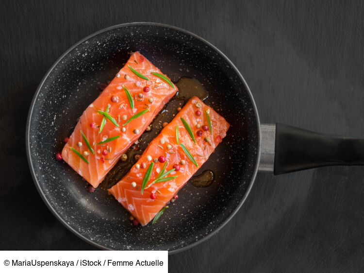 3 astuces pour réussir la cuisson du saumon à la poêle (+ comment le cuire sans matière grasse