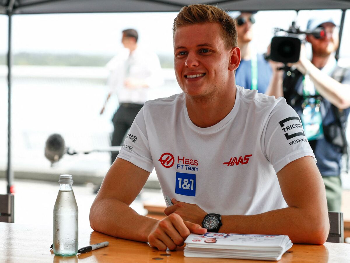 Mick Schumacher : sa voiture coupée en deux lors du Grand Prix de Monaco, il donne de ses nouvelles