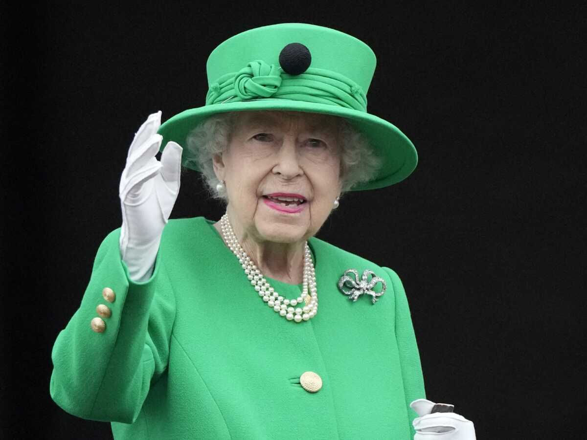 Elizabeth II : ce nouveau record survenu après son Jubilé de platine
