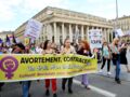 IVG : le droit à l’avortement bientôt inscrit dans la Constitution française ?