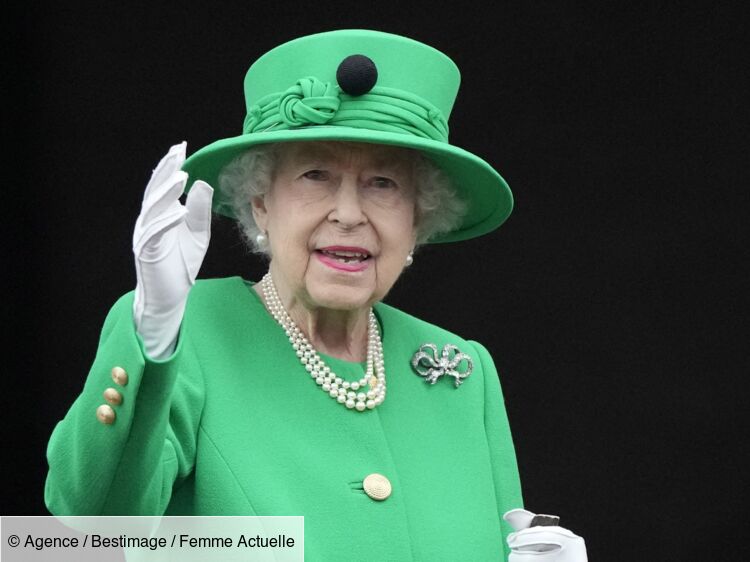 La reine Élizabeth a changé de coupe de cheveux, à 96 ans ! Elle passe au (très) court…