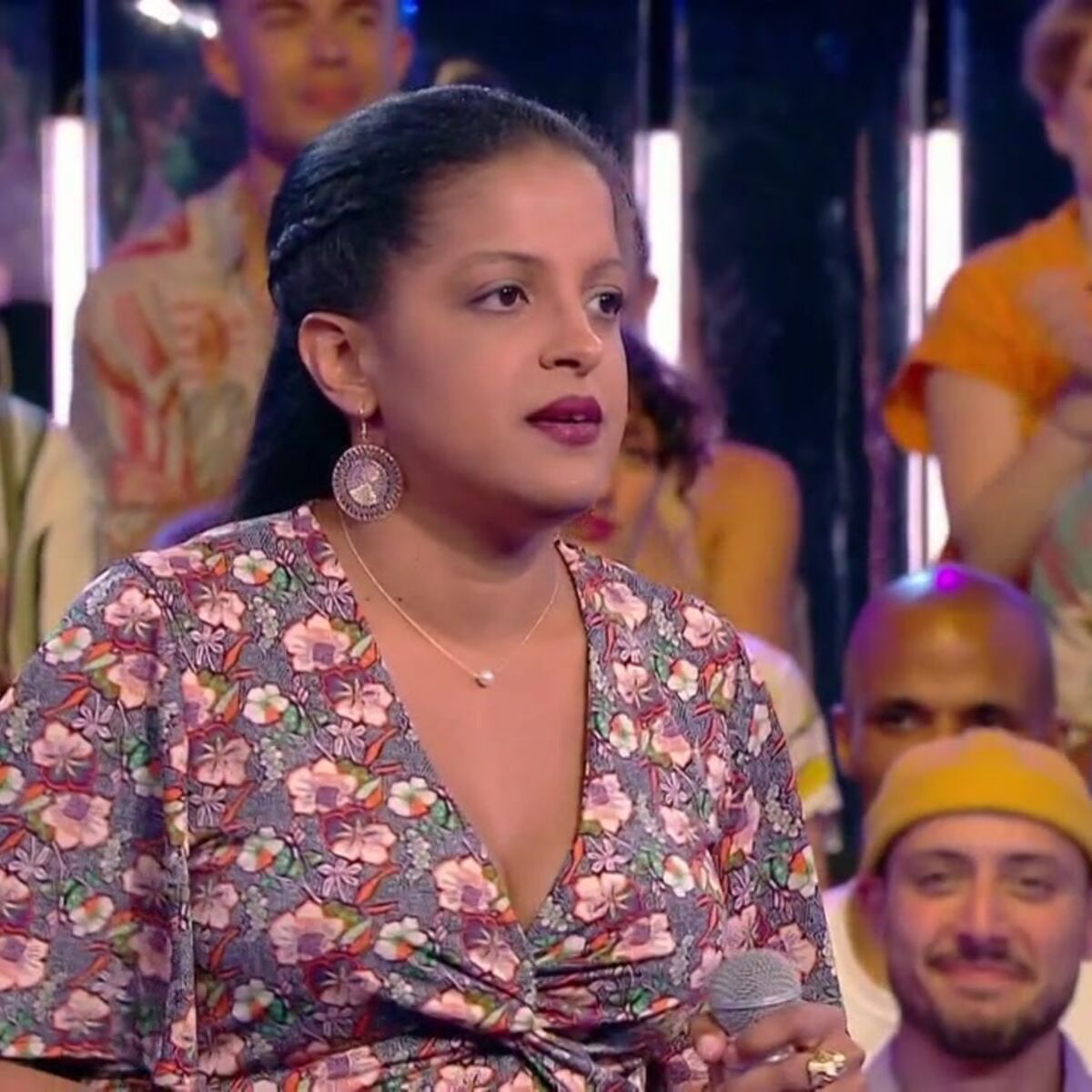 Cynthia N Oubliez Pas Les Paroles Origine N'oubliez pas les paroles" : tout savoir sur Cynthia, nouvelle Maestro de  l'émission de France 2 : Femme Actuelle Le MAG