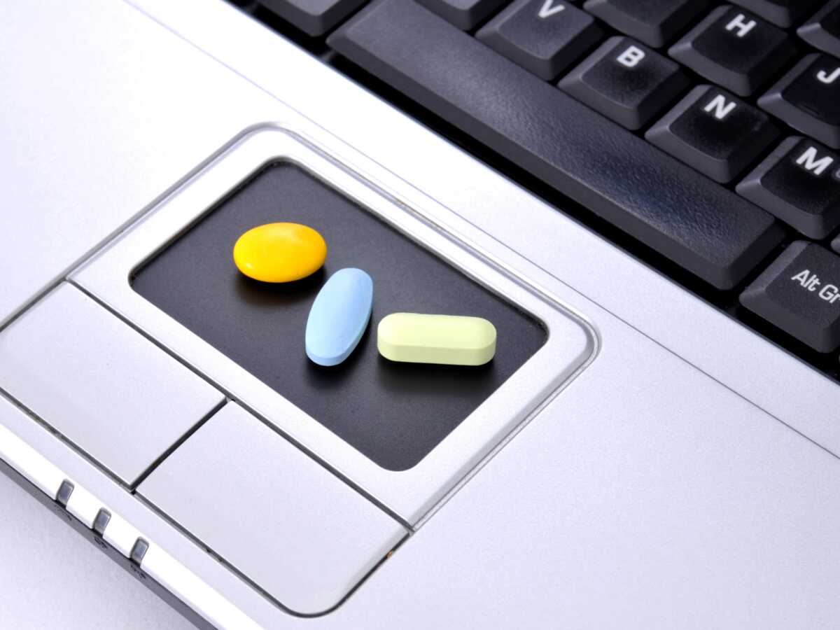 Pharmacie en ligne : nos conseils avant de commander