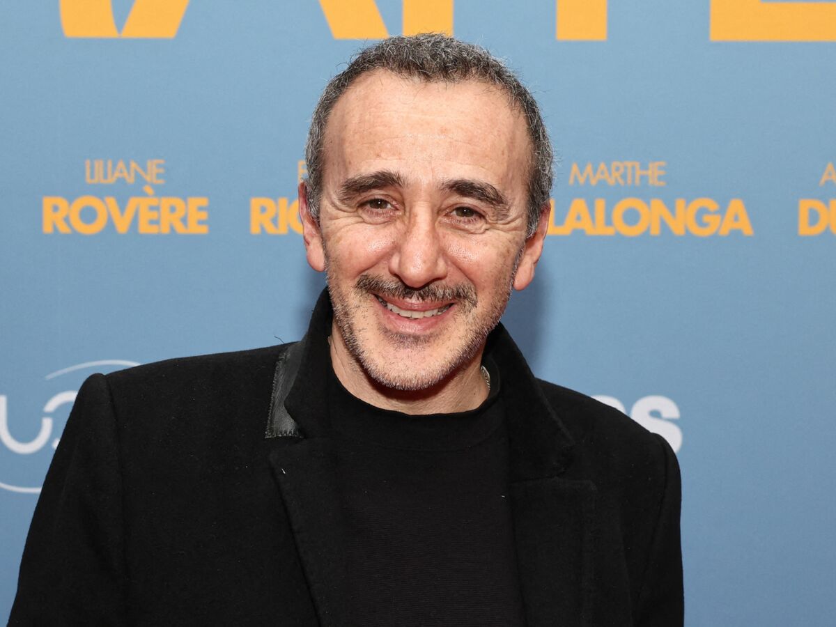 Elie Semoun Et Sa Compagne Tout juste célibataire, Elie Semoun fait des révélations inattendues sur sa  vie sentimentale : Femme Actuelle Le MAG