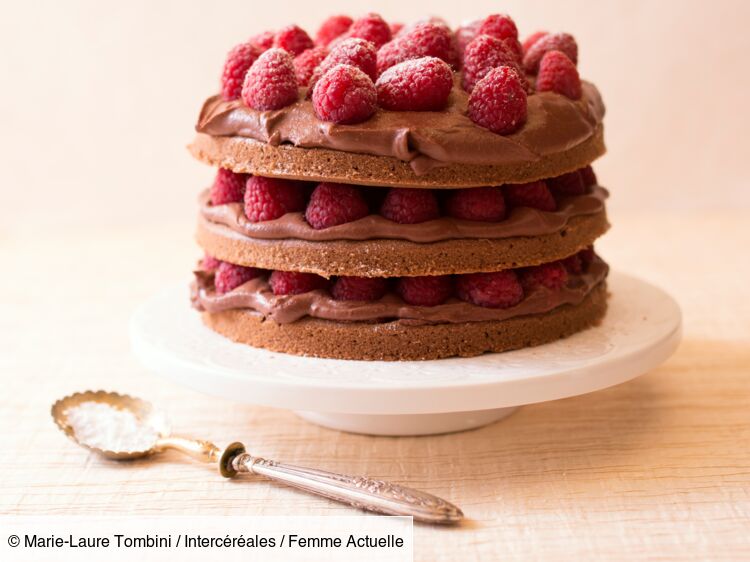 Gâteau au chocolat, fève tonka et framboises rapide : découvrez