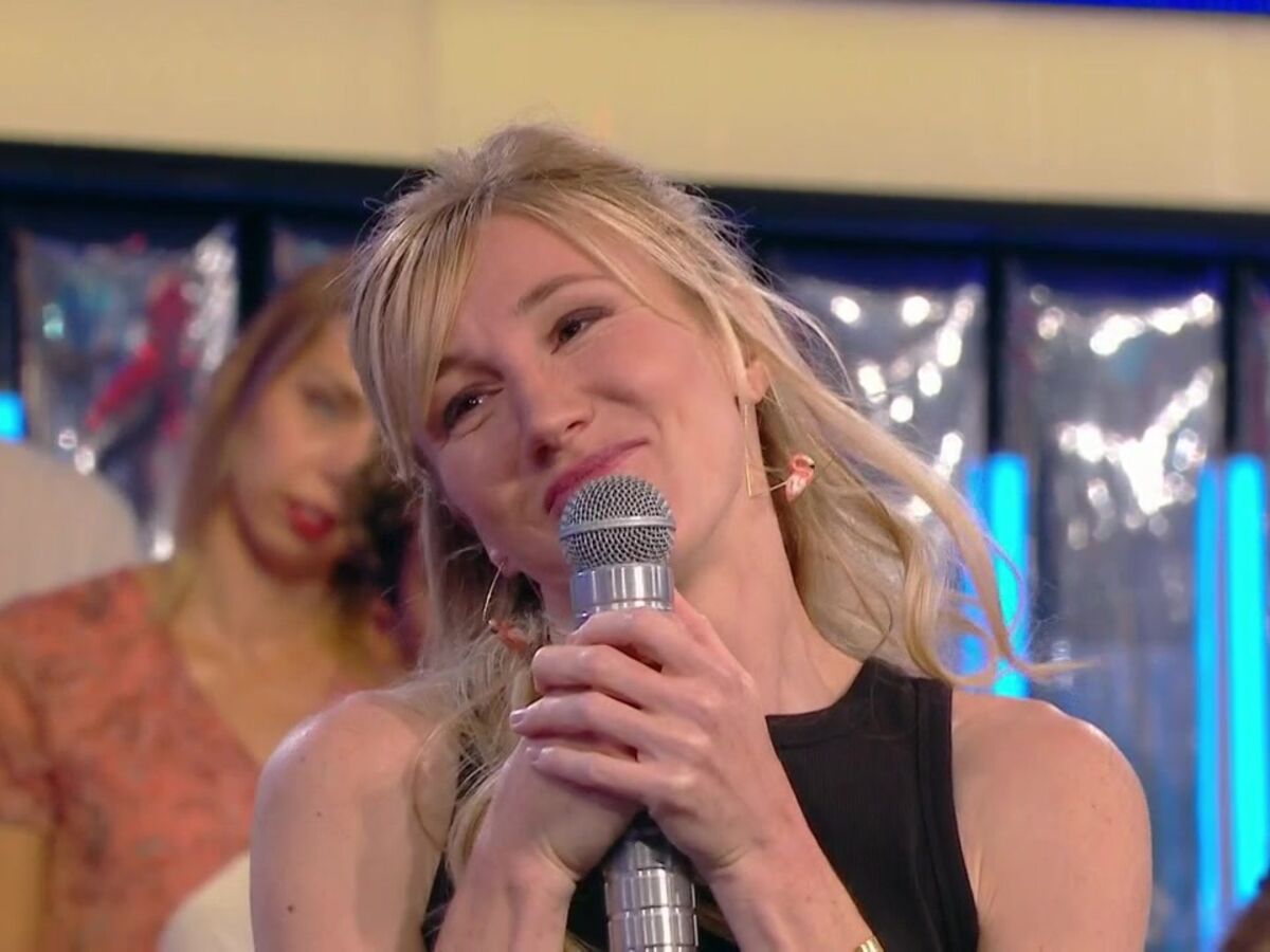 Ordre Des Maestros Noubliez Pas Les Paroles N'oubliez pas les paroles" : la grosse gaffe de Natasha, la Maestro, en  pleine émission : Femme Actuelle Le MAG